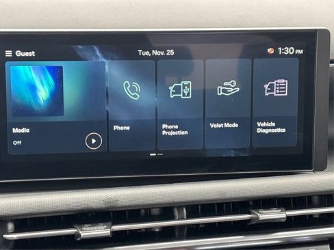 Certified 2025 Hyundai Tucson SE image 19