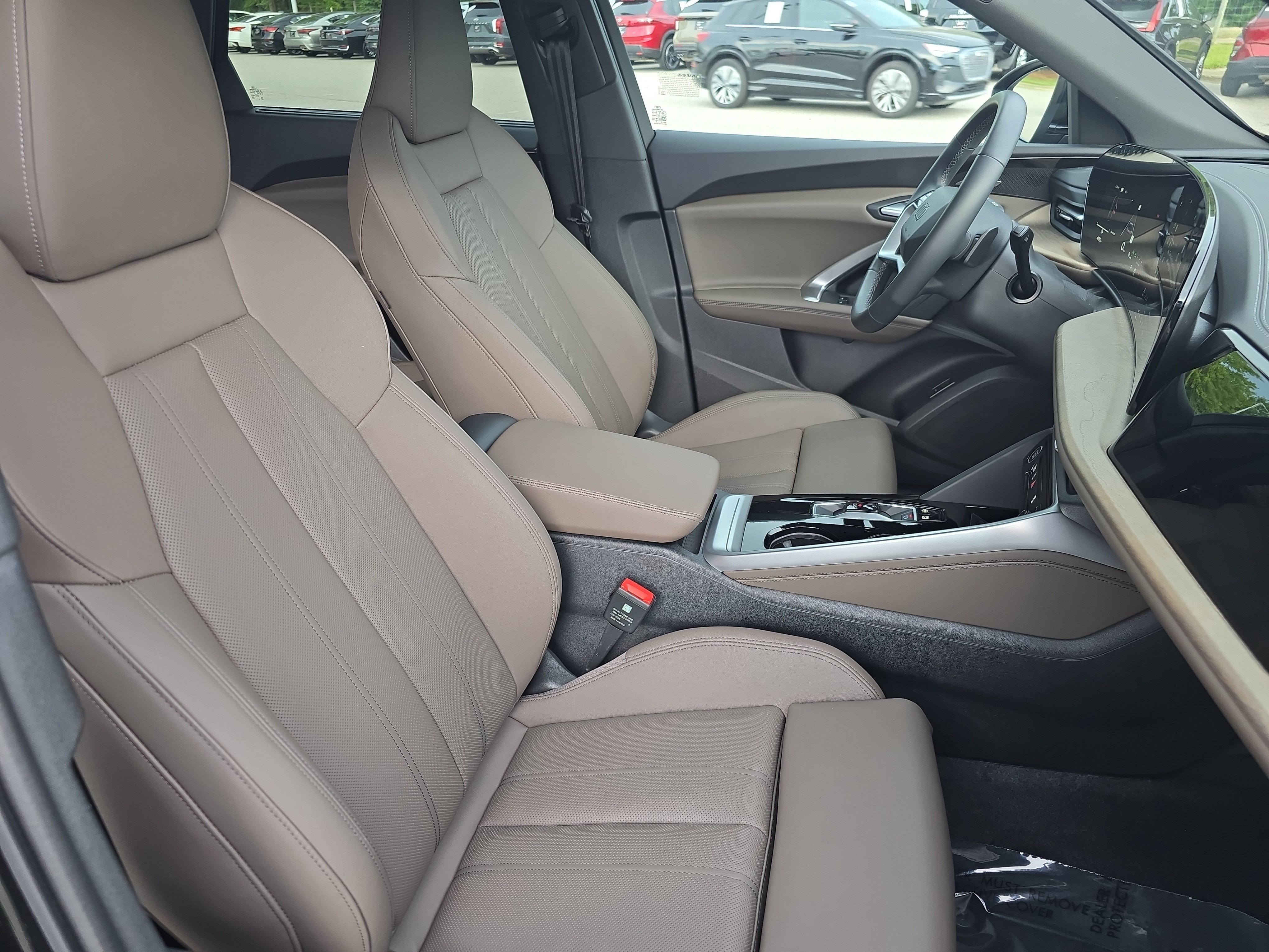 Used 2025 Audi Q5 Premium Plus w/ Premium Plus AWD/4WD image 10