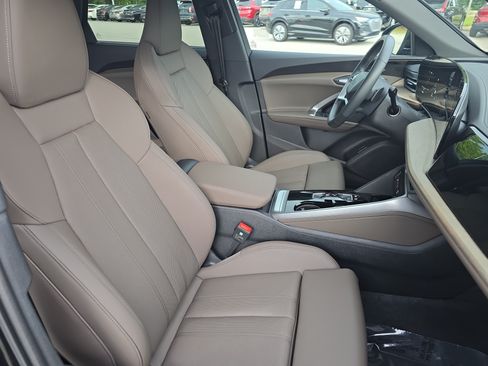 Certified 2025 Audi Q5 Premium w/ Premium Plus AWD/4WD image 10