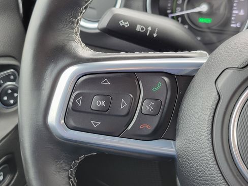 Used 2021 Jeep Wrangler Unlimited Sahara w/ Cold Weather Group AWD/4WD image 10