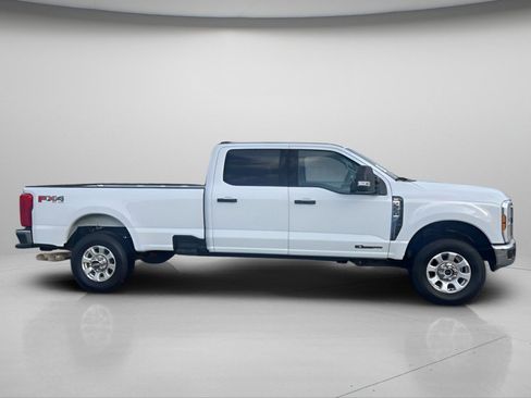 Used 2024 Ford F350 XLT w/ FX4 Off-Road Package image 8