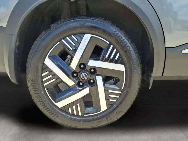 Certified 2026 Nissan Kicks SV FWD image 20