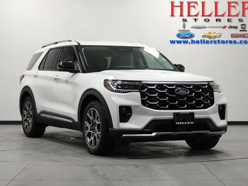 Used 2025 Ford Explorer Platinum w/ Ultimate Package image 1