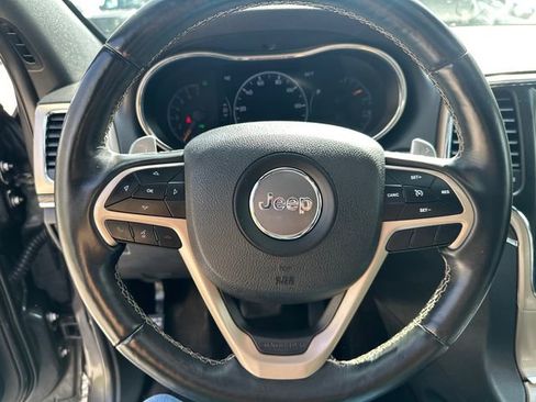 Used 2017 Jeep Grand Cherokee Limited AWD/4WD image 30