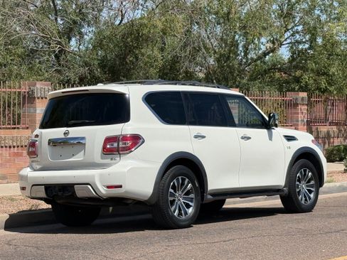 Used 2018 Nissan Armada SL w/ Premium Package RWD image 10