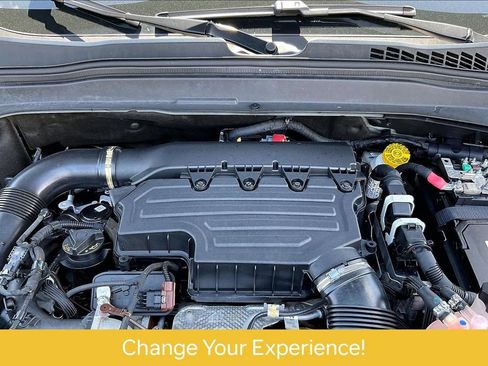 Used 2022 Jeep Renegade Altitude w/ Convenience Group AWD/4WD image 10