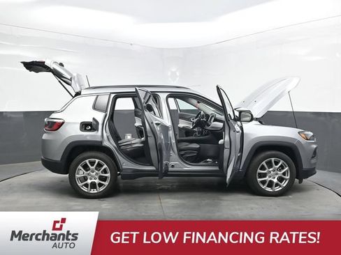 Used 2022 Jeep Compass Latitude AWD/4WD image 60
