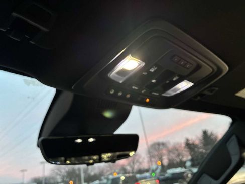 Certified 2023 GMC Sierra 1500 AT4 w/ Technology Package image 36