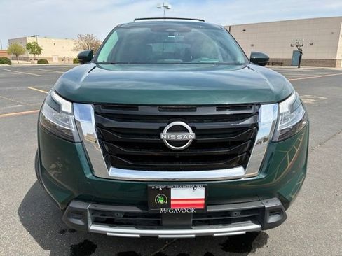 Certified 2023 Nissan Pathfinder Platinum w/ Cargo Package AWD/4WD image 9