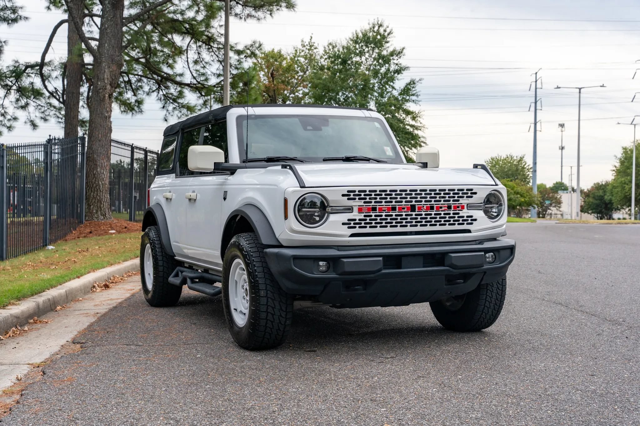 Used 2023 Ford Bronco Big Bend AWD/4WD image 3