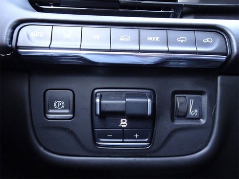 Used 2022 Cadillac Escalade ESV Sport Platinum image 21