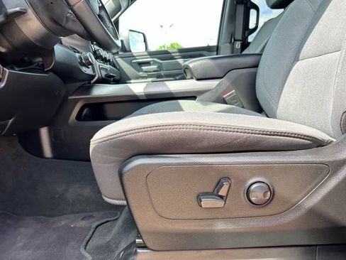 Used 2023 RAM 1500 Big Horn AWD/4WD image 30