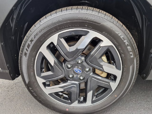 Used 2025 Subaru Forester Limited AWD/4WD image 9