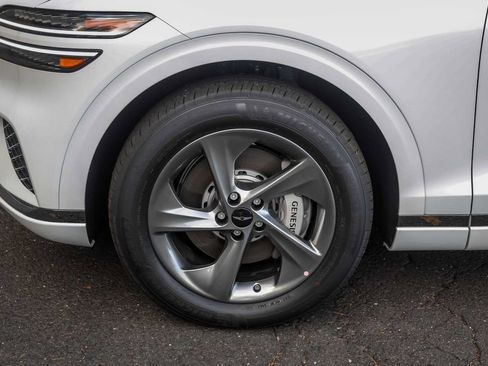 New 2026 Genesis GV70 2.5T image 7