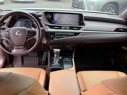 Used 2020 Lexus ES 350 w/ Premium Package FWD image 60