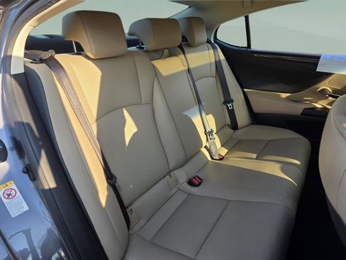 Used 2019 Lexus ES 350 image 31
