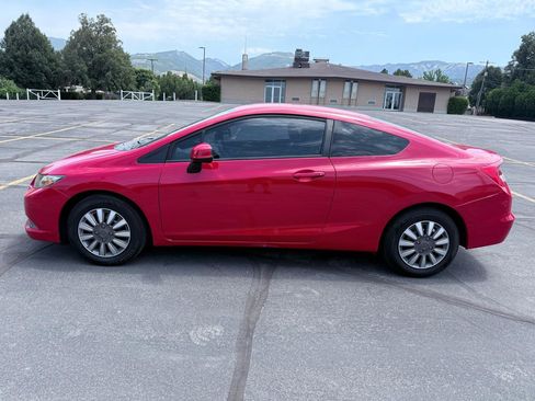 Used 2013 Honda Civic LX image 2