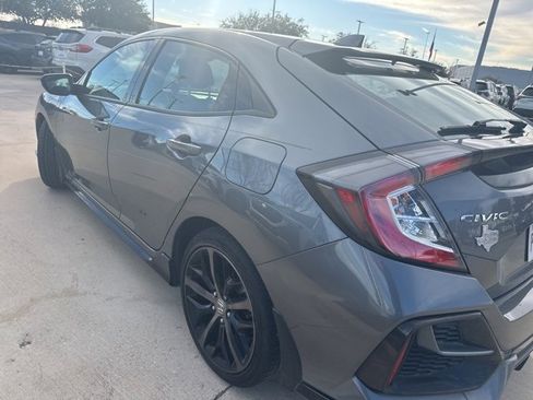 Used 2021 Honda Civic Sport image 4