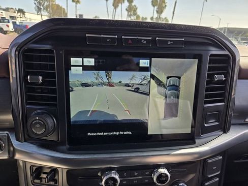 Used 2022 Ford F150 Lariat w/ Max Trailer Tow Package image 10