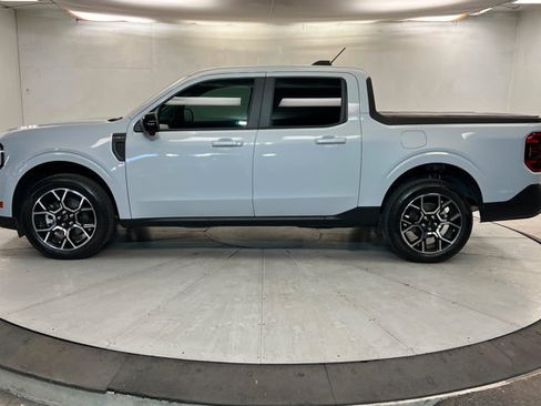 Used 2025 Ford Maverick Lariat w/ 4K Tow Package AWD/4WD image 2