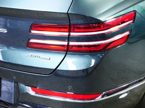 Used 2023 Genesis GV80 3.5T AWD/4WD image 17