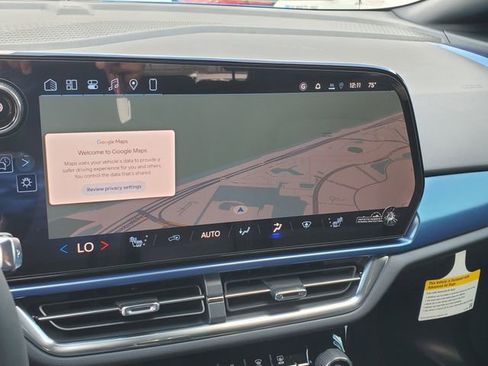 New 2026 Chevrolet Equinox EV LT image 12