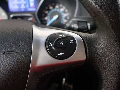 Used 2014 Ford Focus SE image 32