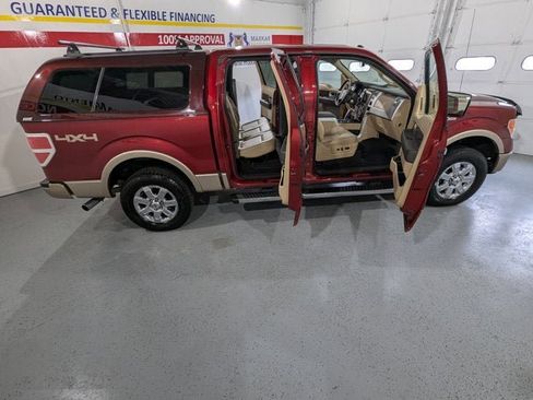 Used 2014 Ford F150 Lariat w/ Lariat Chrome Package image 16