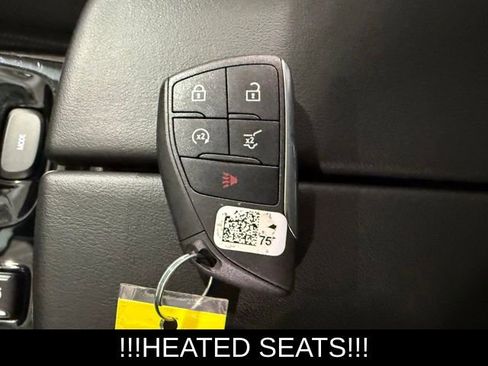 Used 2023 Buick Envision Essence image 30