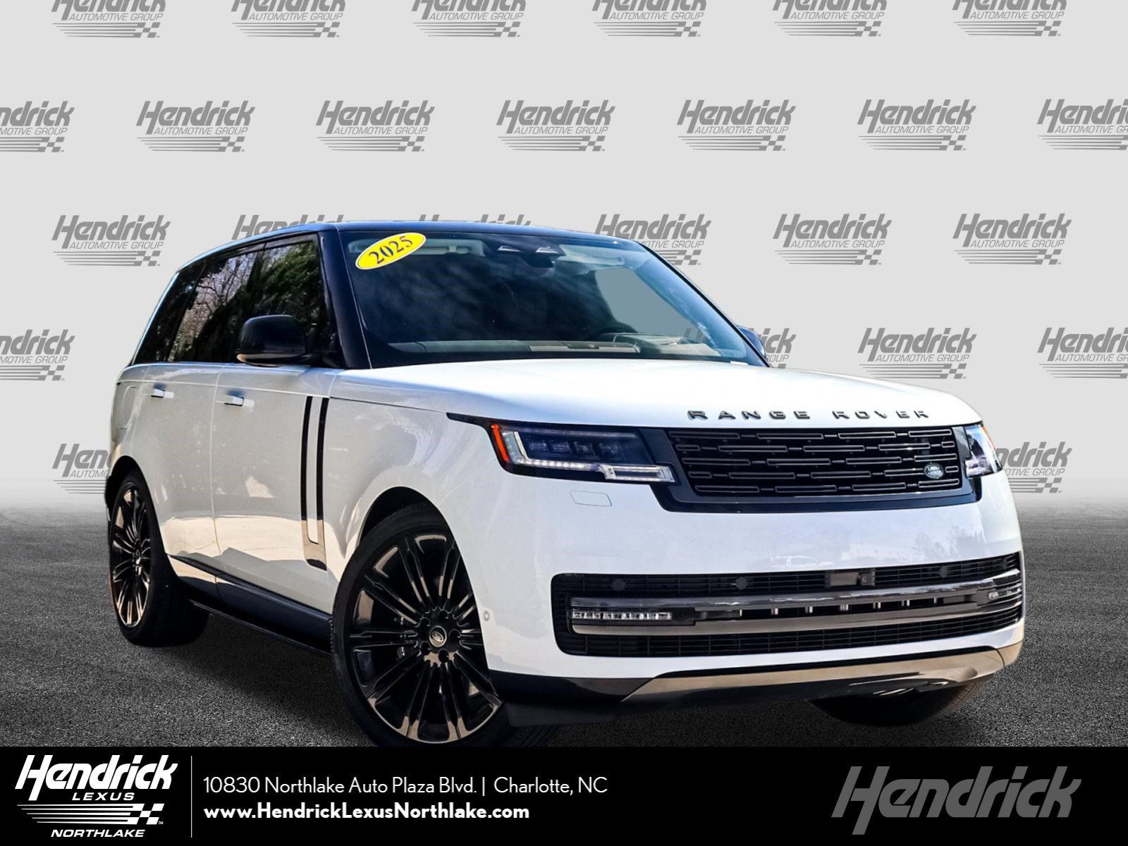 Used 2025 Land Rover Range Rover SE AWD/4WD image 1