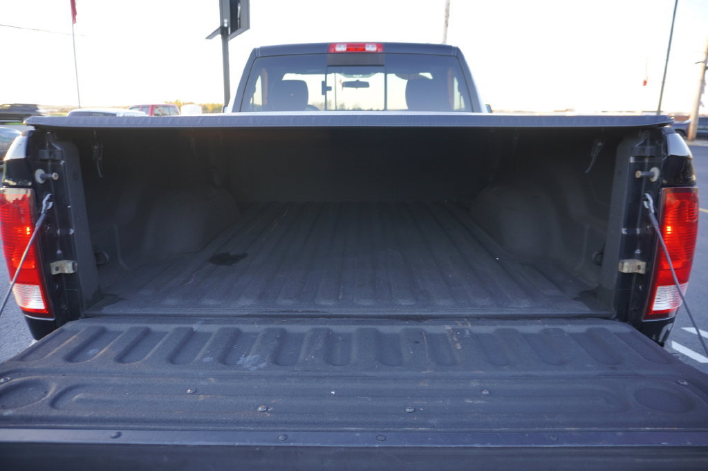 Used 2012 RAM 1500 Express RWD image 23