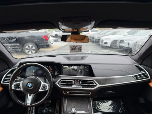 Used 2022 BMW X7 xDrive40i w/ M Sport Package AWD/4WD image 35