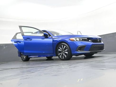 Used 2024 Honda Civic EX image 42