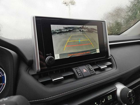 Certified 2025 Toyota RAV4 XLE Premium image 35