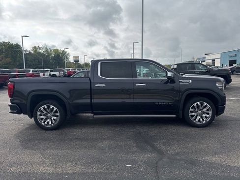Used 2023 GMC Sierra 1500 Denali image 2