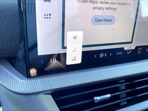 New 2026 Ford Explorer Active w/ Active Comfort Package image 18