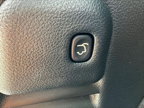 Used 2020 Jeep Grand Cherokee Limited AWD/4WD image 37