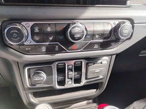 Certified 2024 Jeep Wrangler Sahara image 19