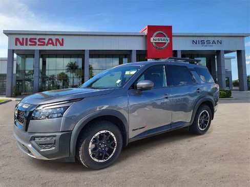 Certified 2023 Nissan Pathfinder Rock Creek image 8