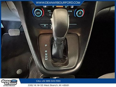 Used 2023 Ford Transit Connect XLT w/ Trailer Tow Package FWD image 15