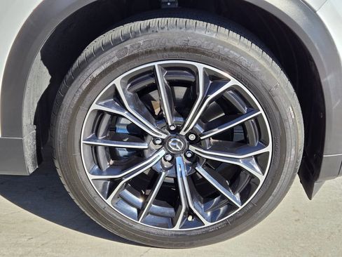 Certified 2025 MAZDA CX-70 Plug-In Hybrid w/ Premium Pkg image 8