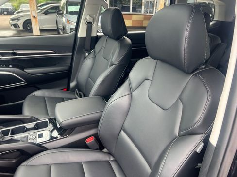 Certified 2025 Kia Telluride S AWD/4WD image 5