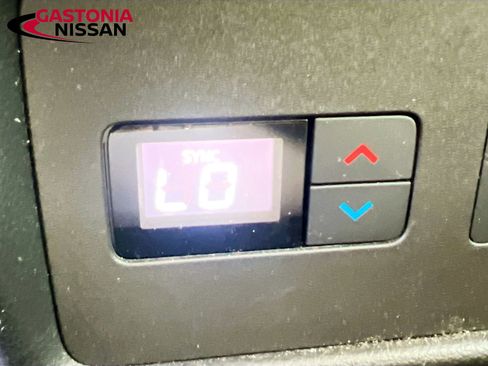 Used 2023 Nissan Rogue SL w/ SL Premium Package image 34