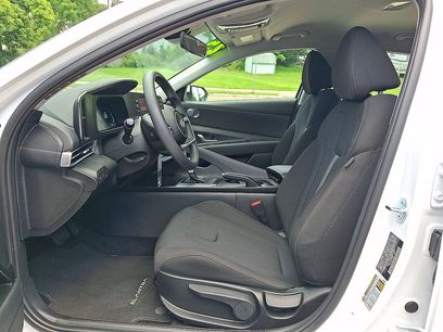 Certified 2025 Hyundai Elantra SE