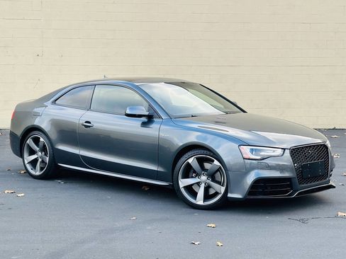 Used 2017 Audi S5 3.0T Coupe w/ Technology Package image 2