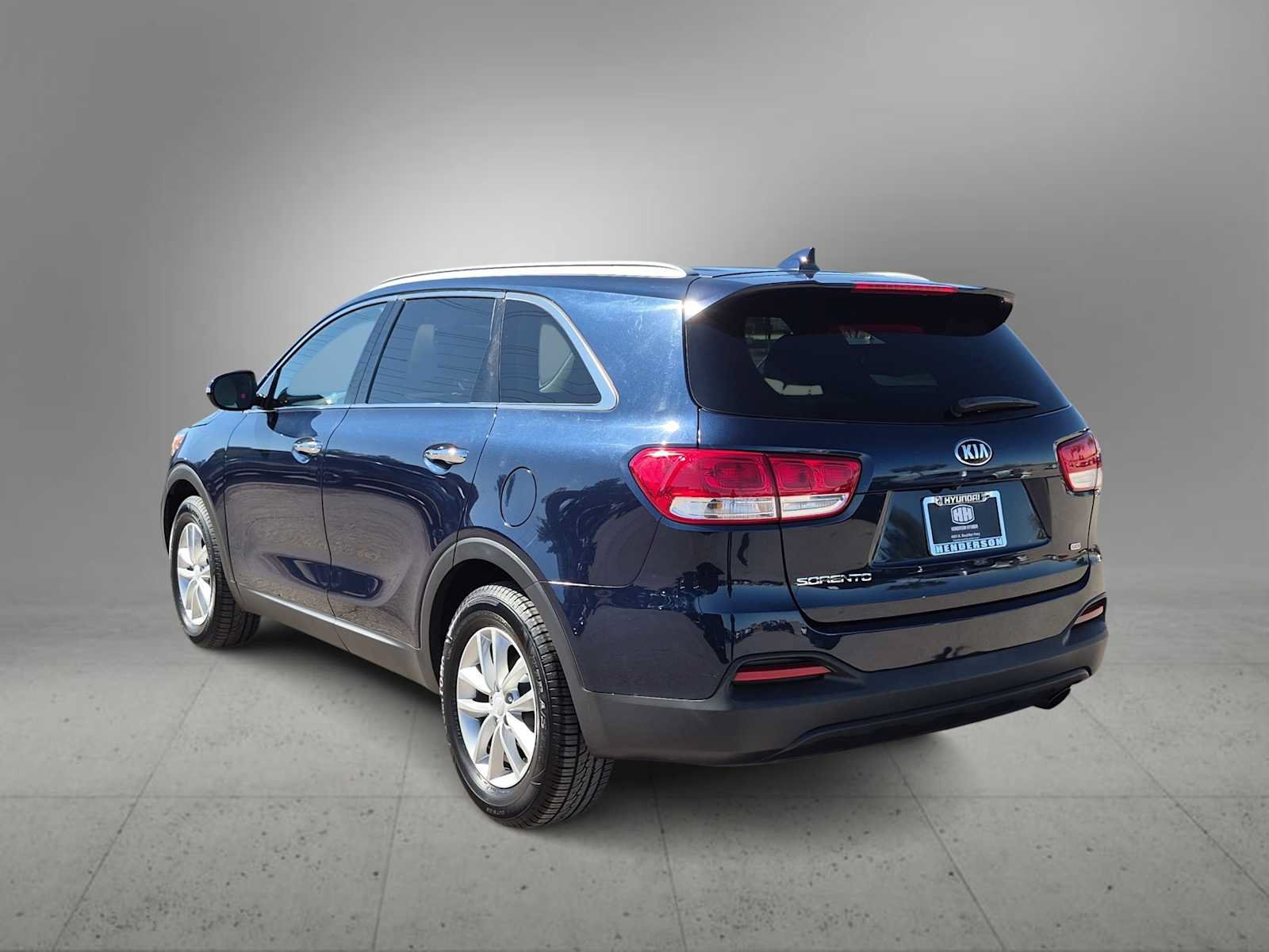 Used 2018 Kia Sorento FWD image 6