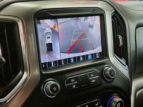 Used 2022 Chevrolet Silverado 1500 LTZ w/ LTZ Premium Package AWD/4WD image 14