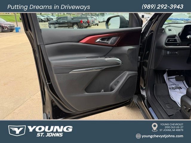 Certified 2024 Chevrolet Traverse Z71 AWD/4WD image 32