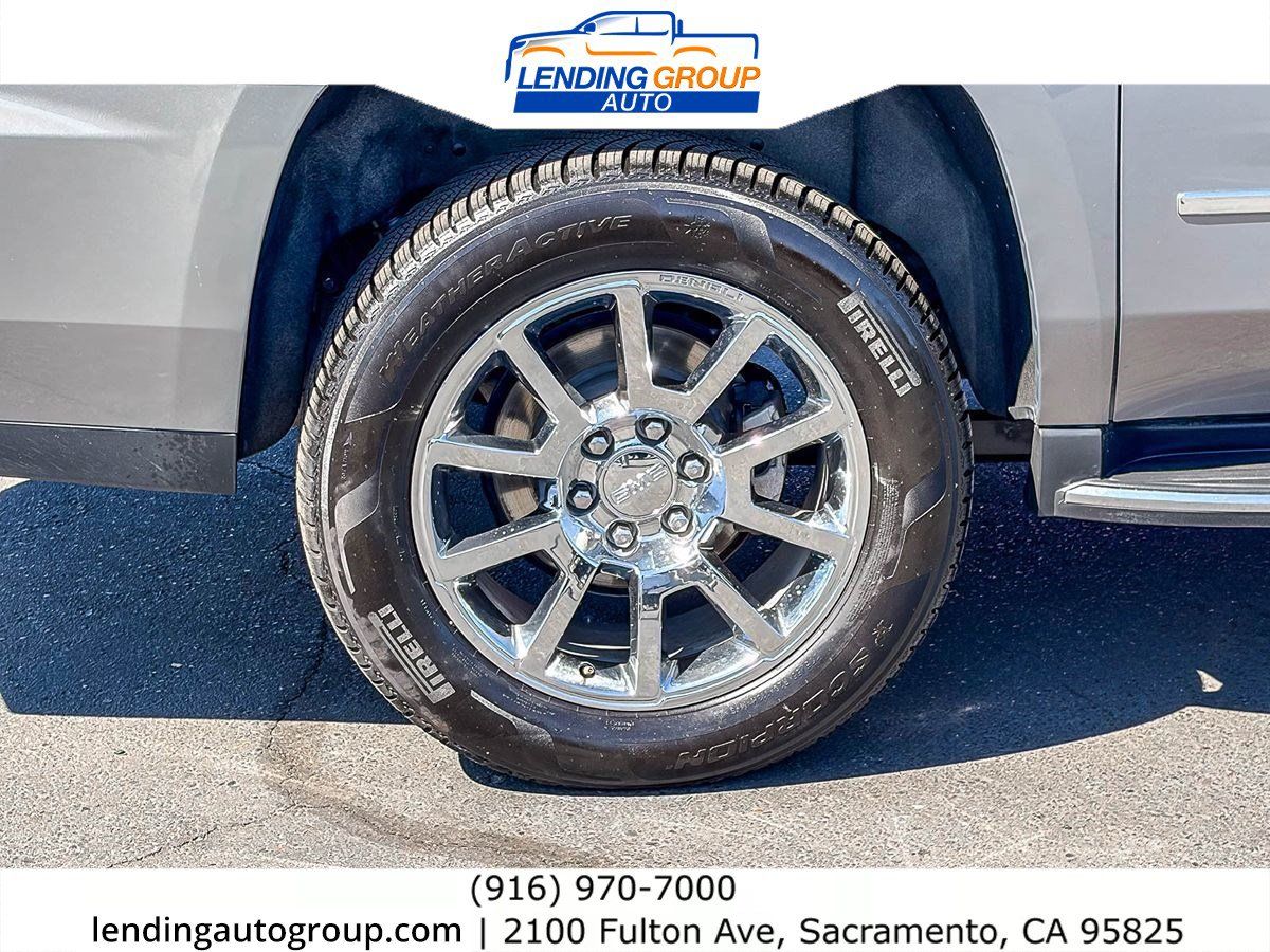 Used 2019 GMC Yukon XL Denali AWD/4WD image 10