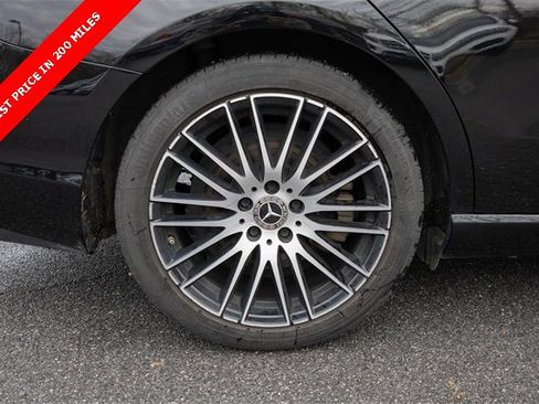Used 2023 Mercedes-Benz C 300 4MATIC Sedan image 10